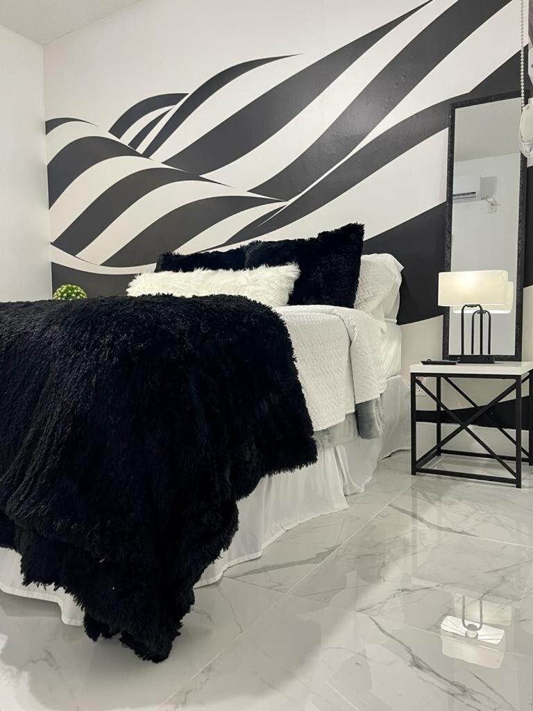 Cozy Studio, Prime Location, Remodeled, 1 Parking غرب شاطئ بالم المظهر الخارجي الصورة