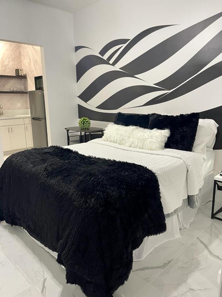 Cozy Studio, Prime Location, Remodeled, 1 Parking غرب شاطئ بالم المظهر الخارجي الصورة